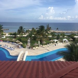 Meet your Posher, Connor